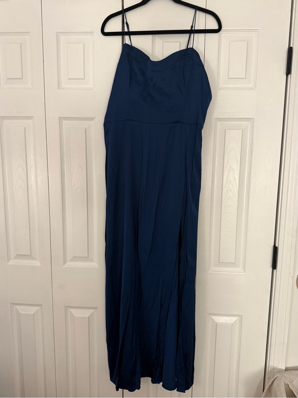 Abercrombie & Fitch Strapless Navy Blue Satin Midi Dress - Picture 2 of 3